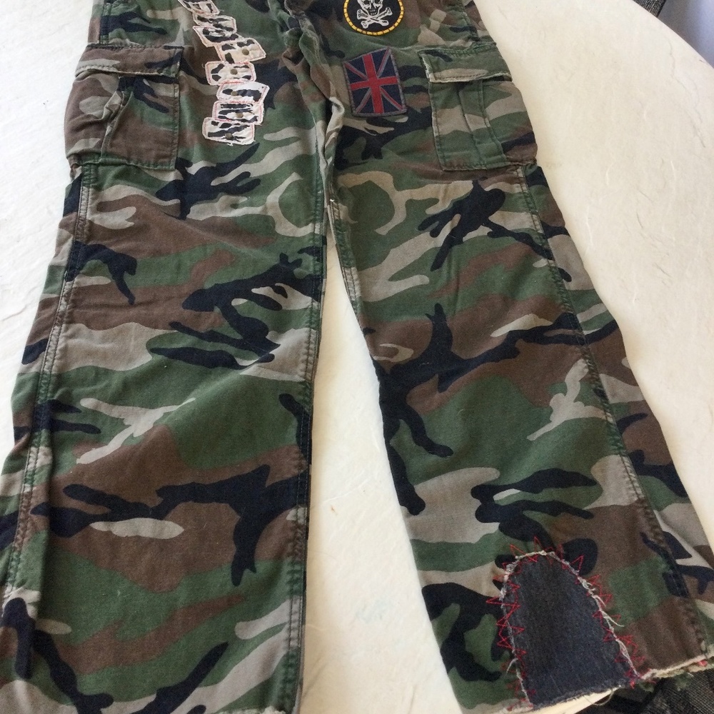 NWOTRetro X-RAY UK…Designer Camu Cargos …Hard To Find